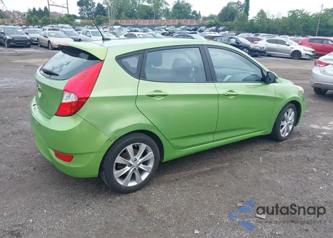 2013 Hyundai Accent Se z USA, uszkodzony, nr VIN KMHCU5AE3DU083068